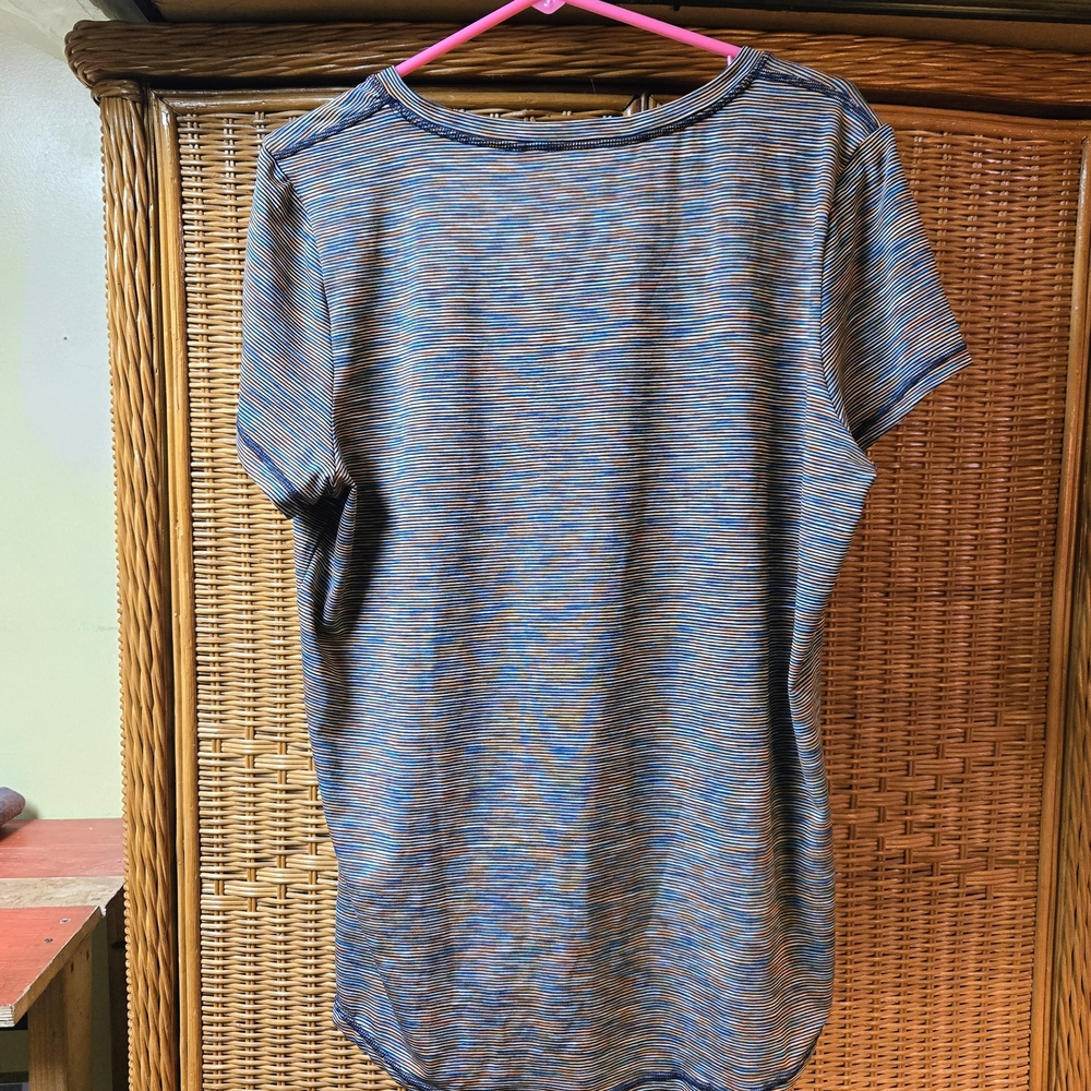 Xersion Vibrant Striped Short Sleeve Tee - Picture 5 of 6